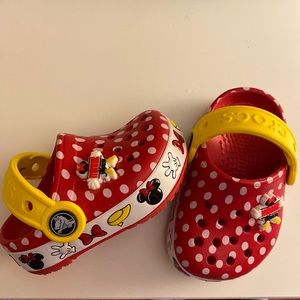 Disney Minnie Mouse Crocs size 4